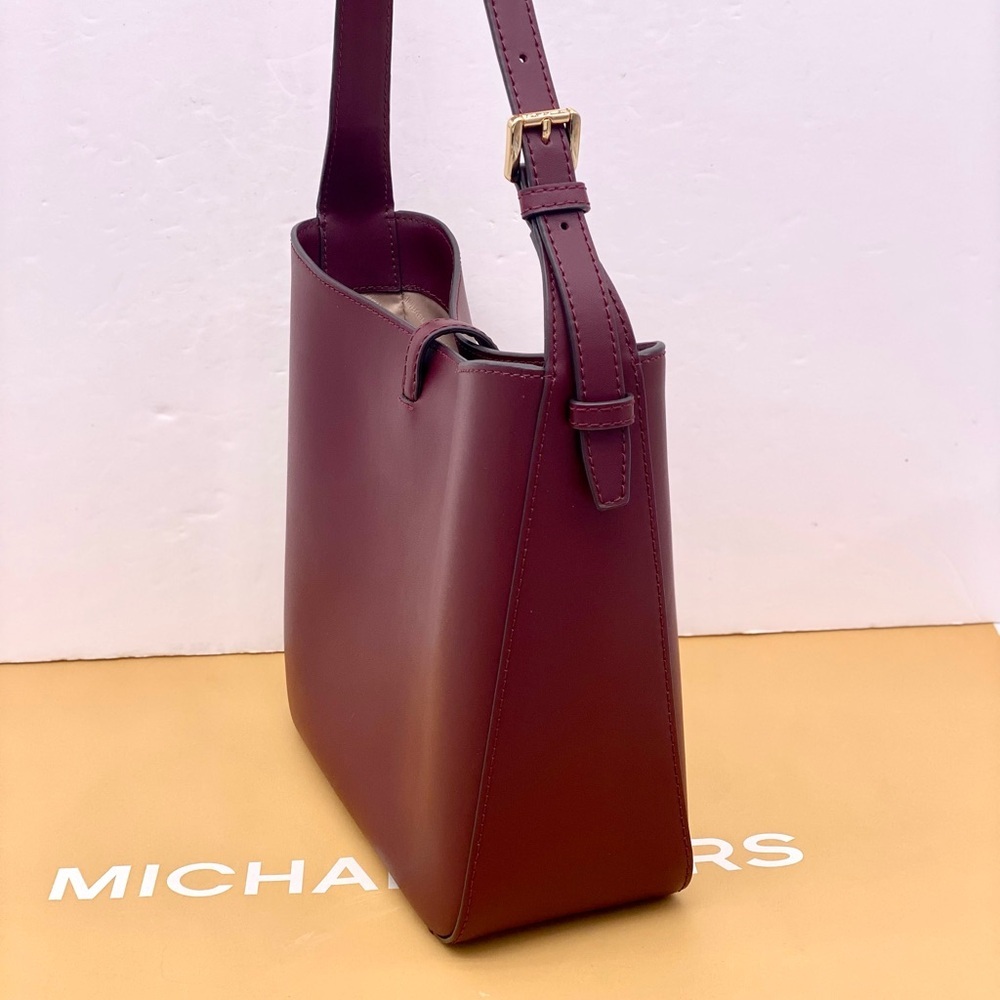 Michael Kors Lyra Shoulder Bucket Leather Bag Oxblood - Picture 5 of 10